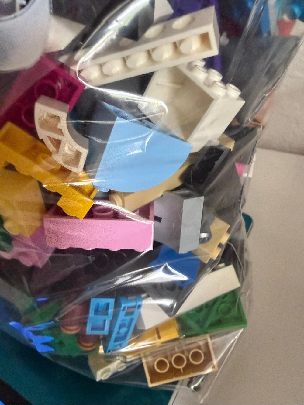 2.5 lb Bag of Mixed LEGOS - Multicolor